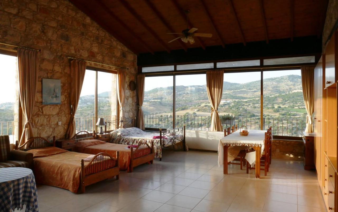 Studio With View In Polis Area Simou Екстер'єр фото